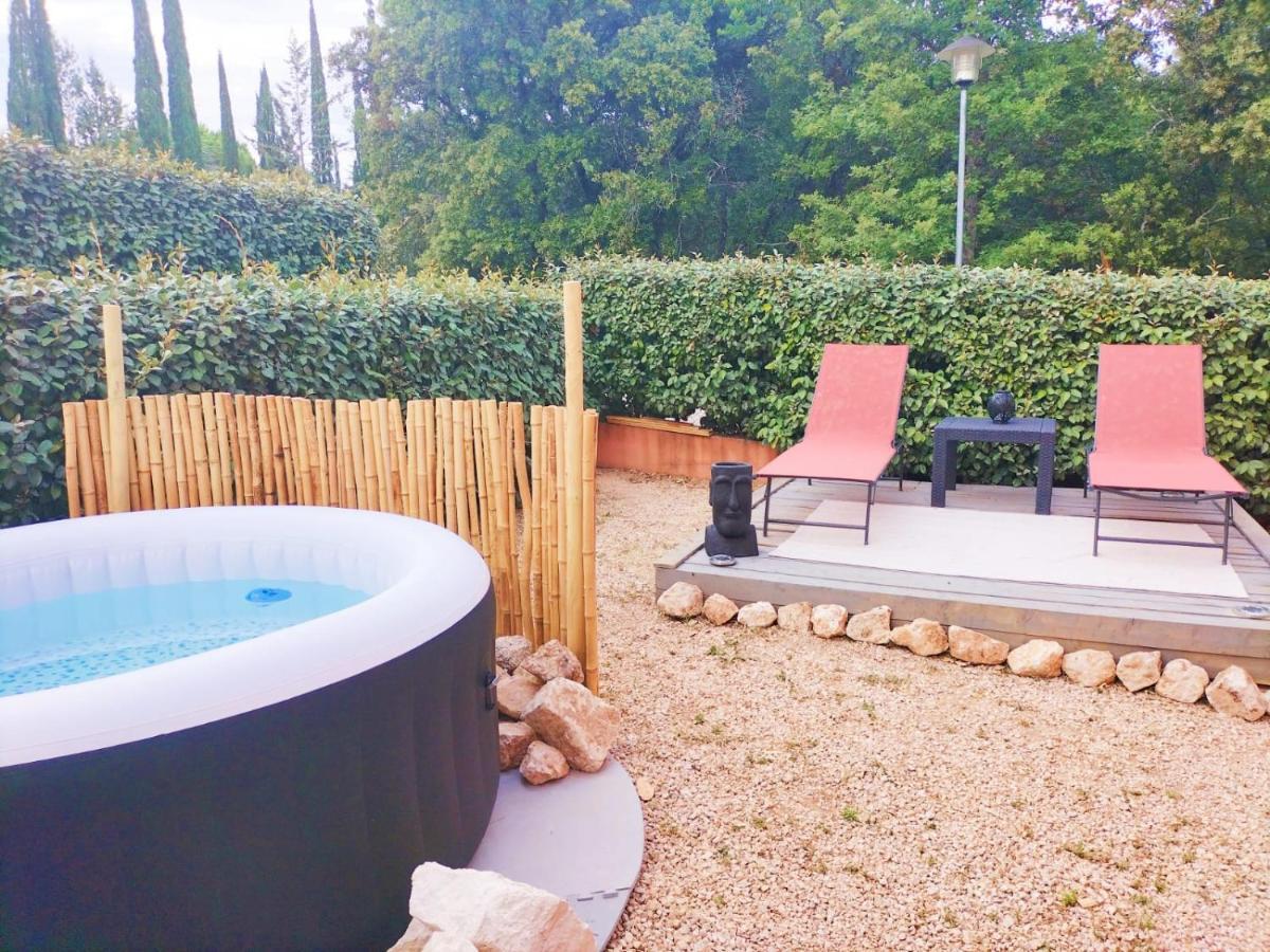 Quietude En Luberon Apartment Roussillon  Exterior photo